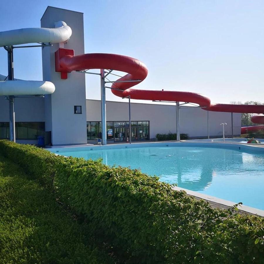 Le Lodges Quievrain Екстериор снимка